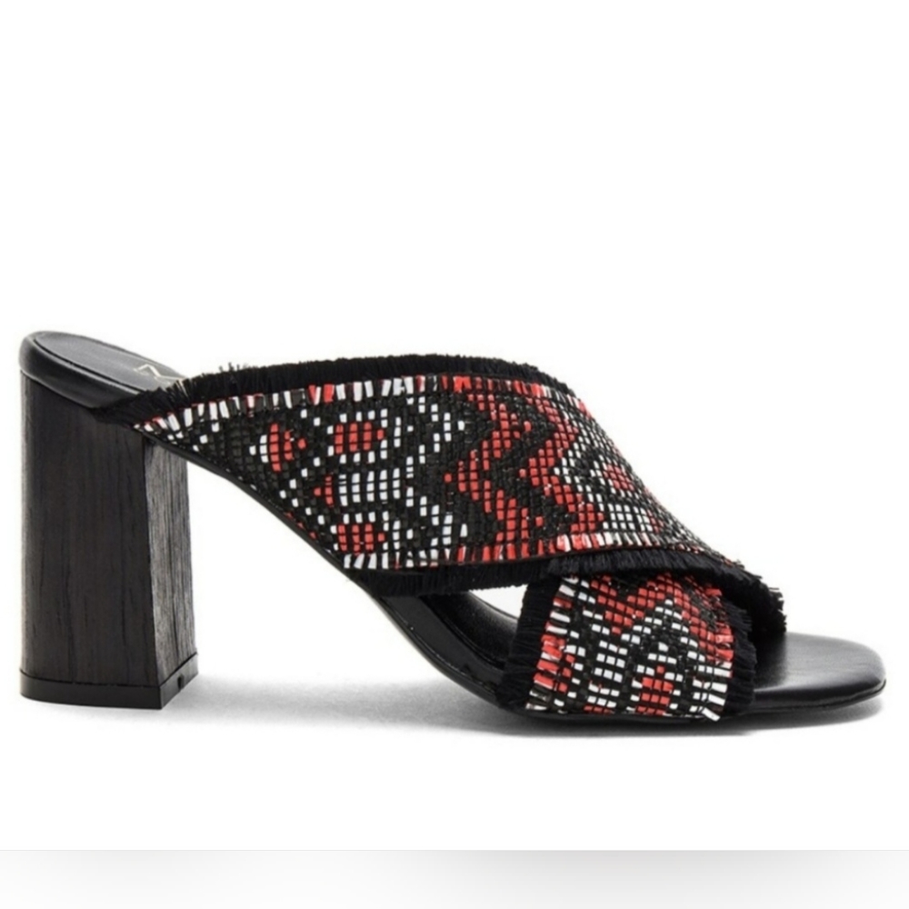 The Mode Collective Sandstorm Low Mule Black/Red Size 37 US 7 NEW 3075